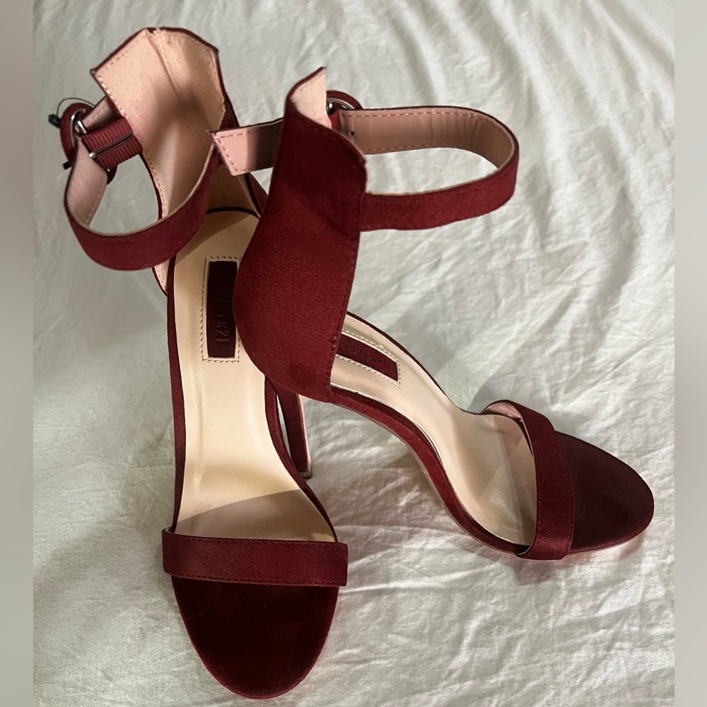 Forever21 size 6.5 Burgundy Stilettos
